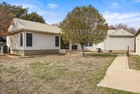 206 N Bouldin Street Hamilton TX 76531