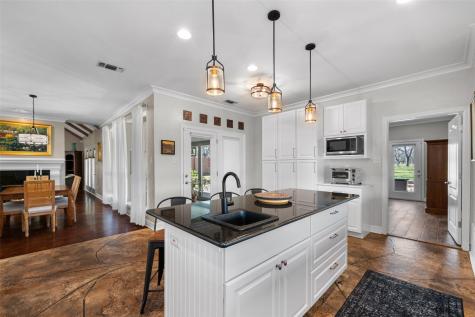 8903 Ravenswood Road Granbury TX 76049