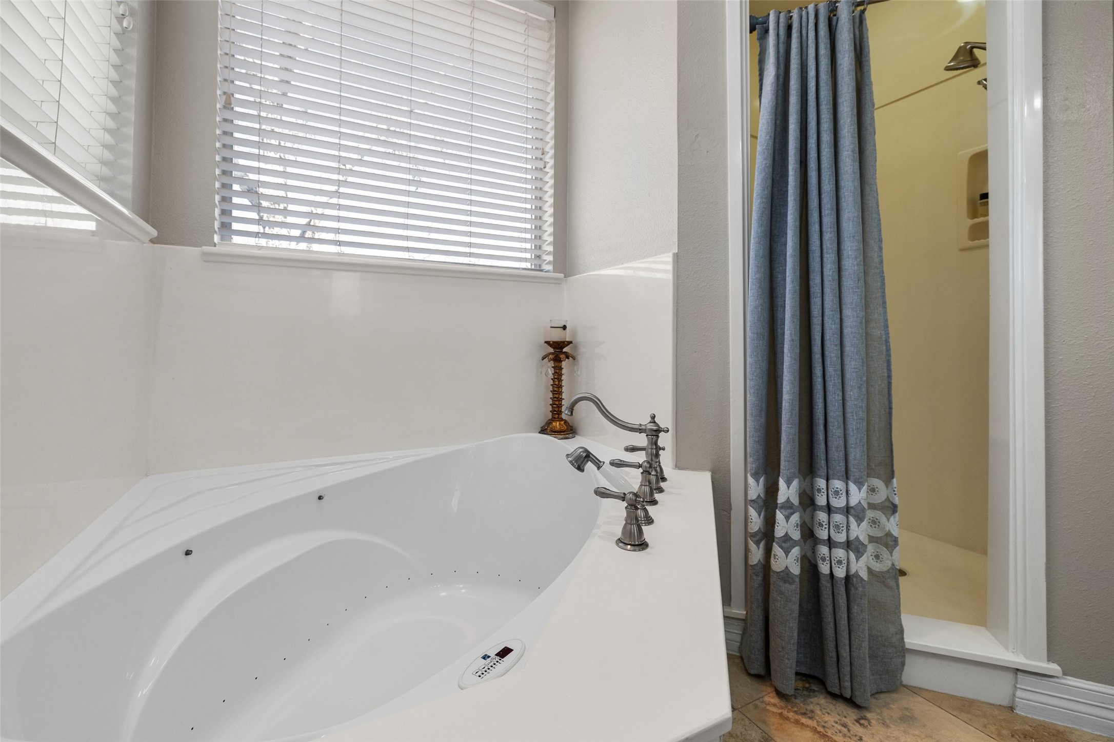 8903 Ravenswood Road Granbury TX 76049
