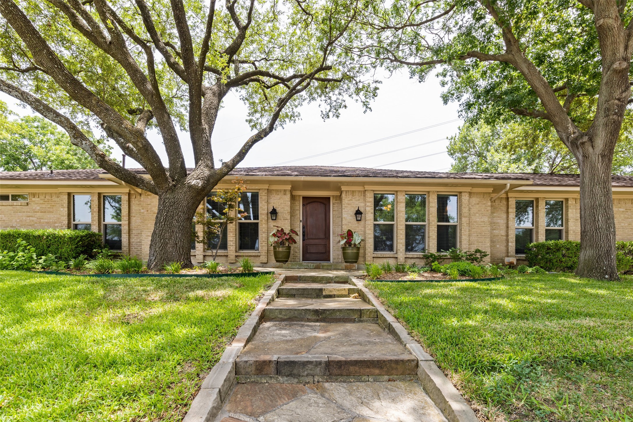 10308 White Rock Trail Dallas TX 75238