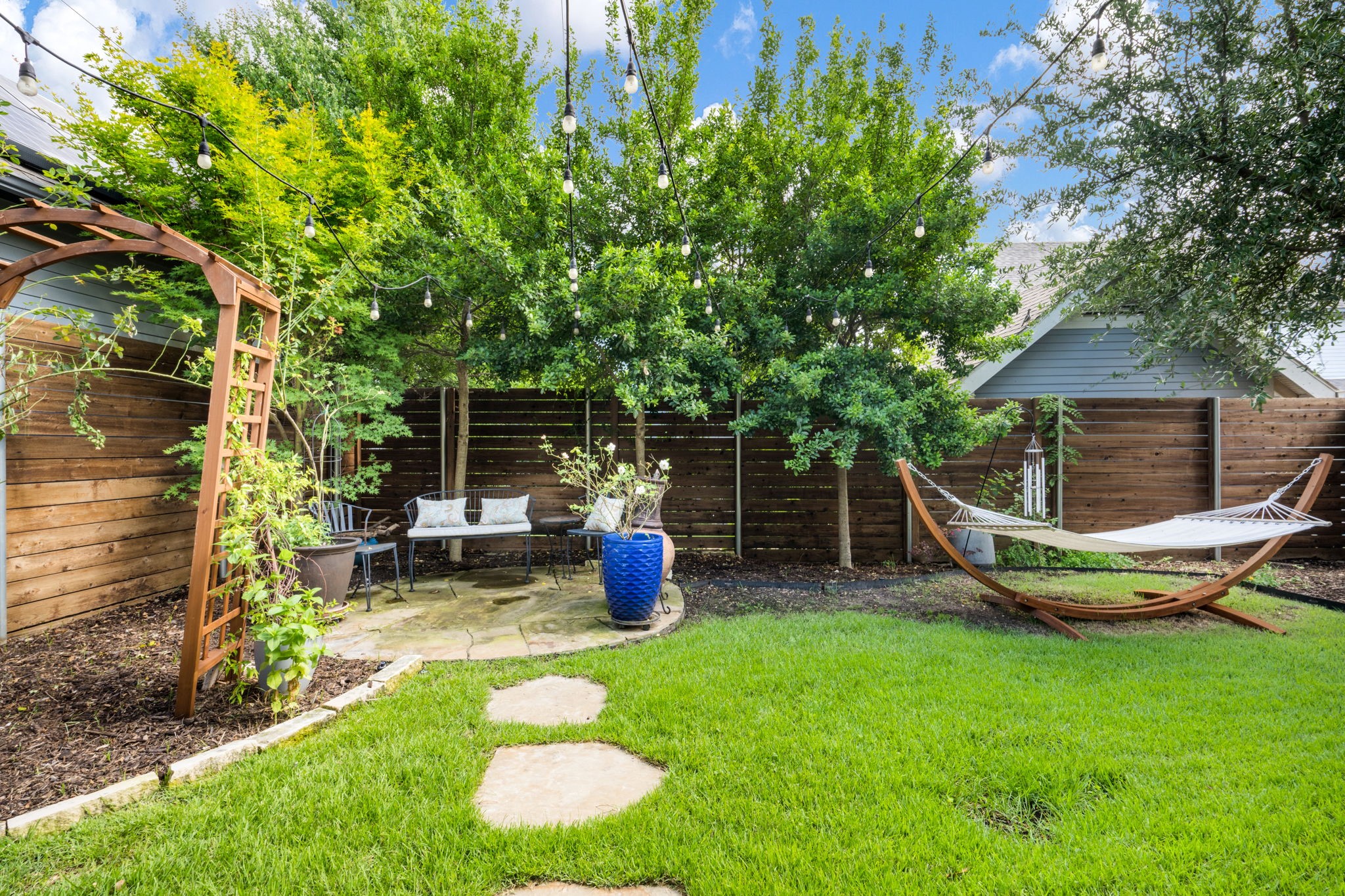656 Bishop Heights Lane Dallas TX 75208
