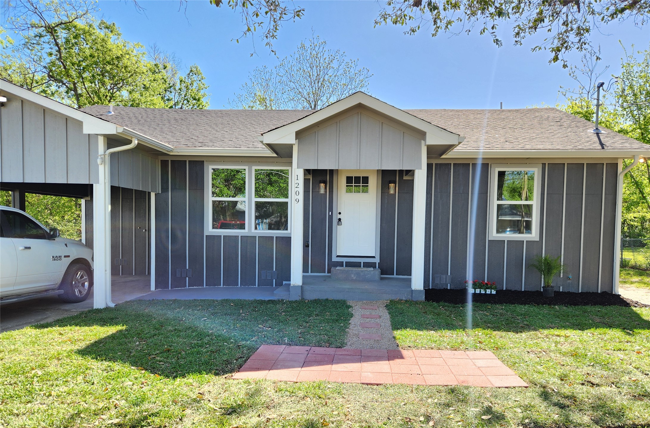 1209 Walnut Street Greenville TX 75401