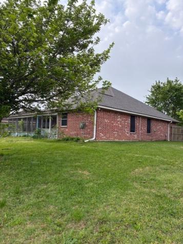 1157 N 3rd Street Wills Point TX 75169