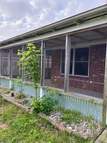 1157 N 3rd Street Wills Point TX 75169