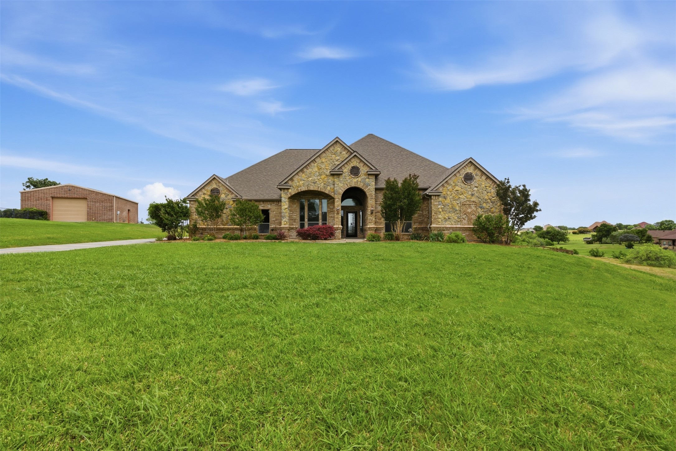 6900 Breezy Bluff Court Fort Worth TX 76126