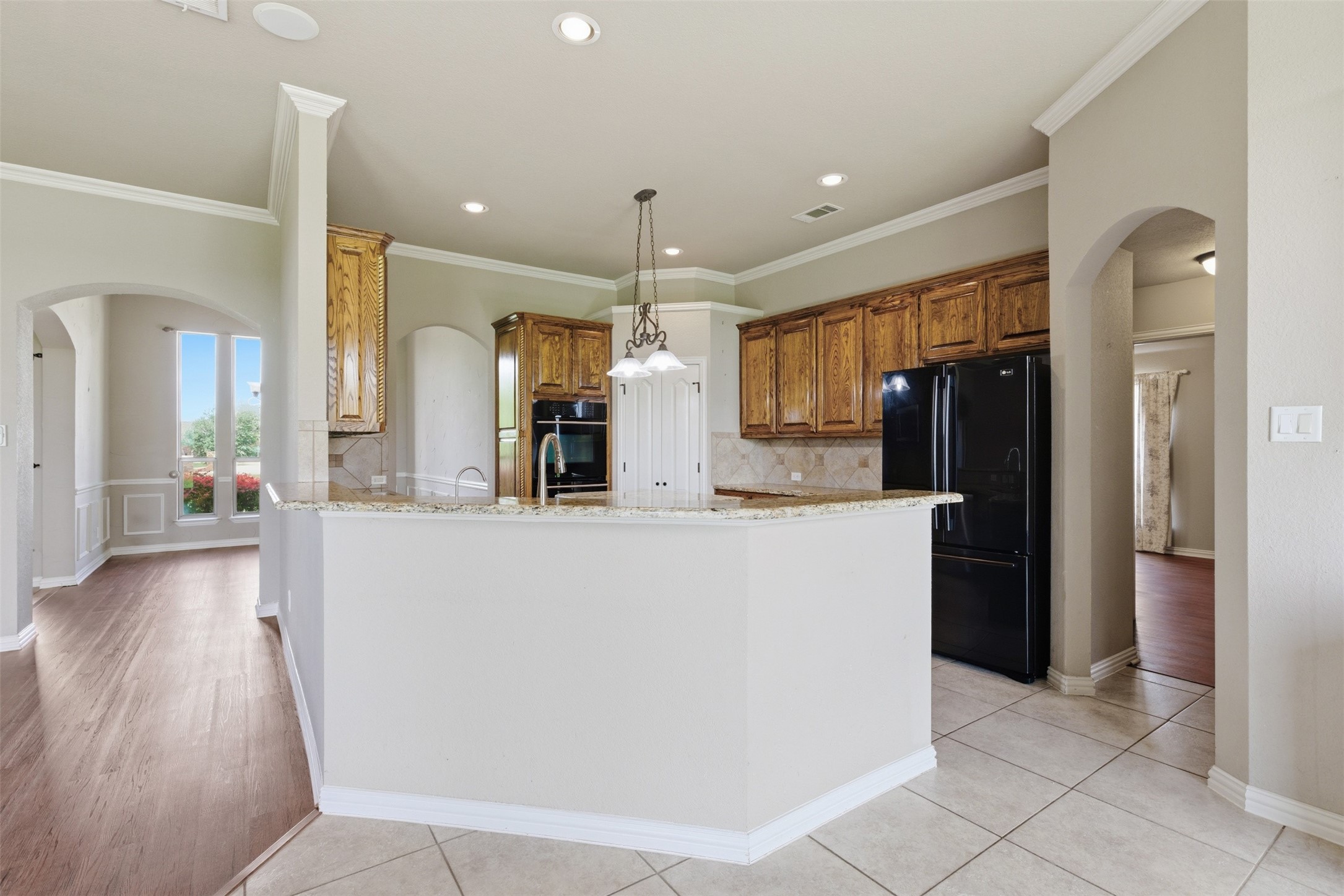 6900 Breezy Bluff Court Fort Worth TX 76126