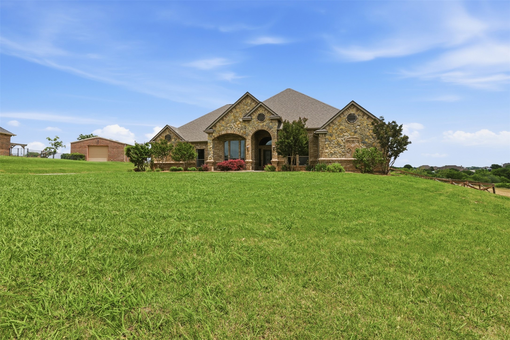 6900 Breezy Bluff Court Fort Worth TX 76126