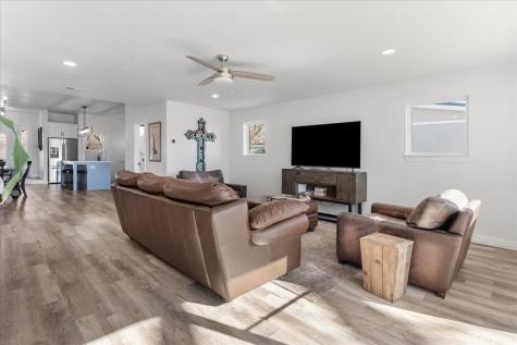 6837 Briar Road Azle TX 76020