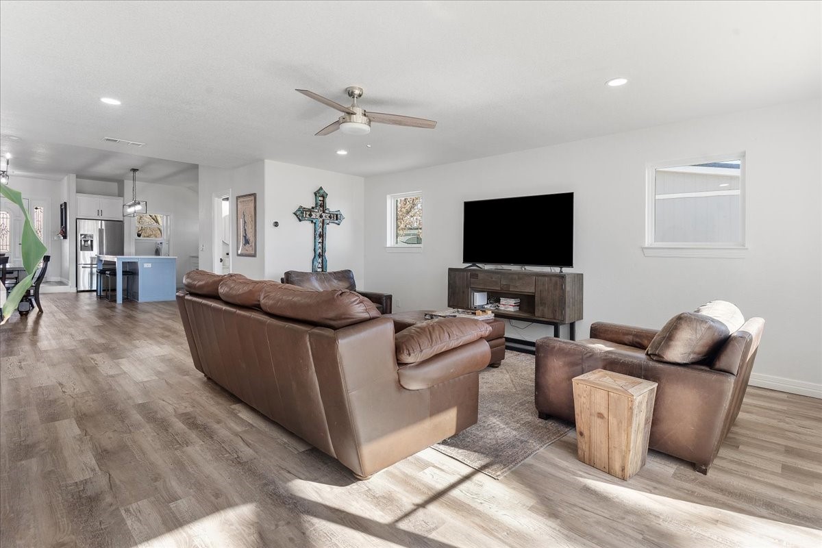 6837 Briar Road Azle TX 76020