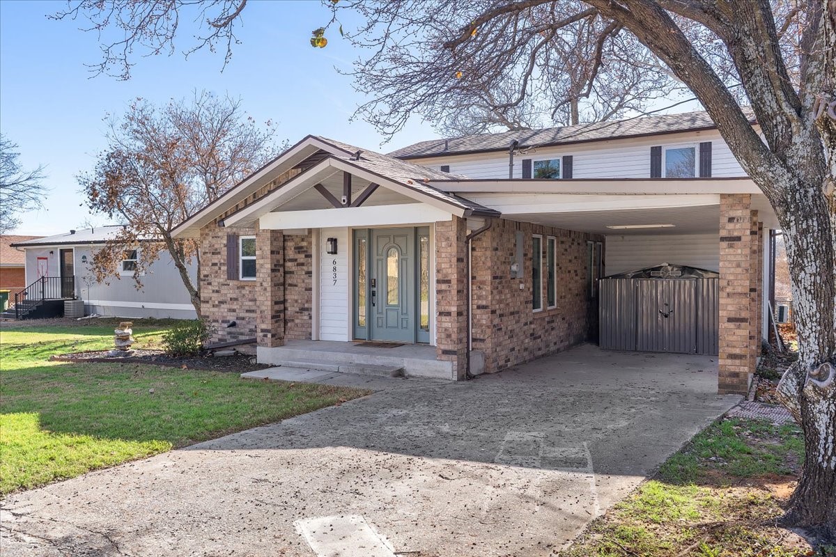 6837 Briar Road Azle TX 76020