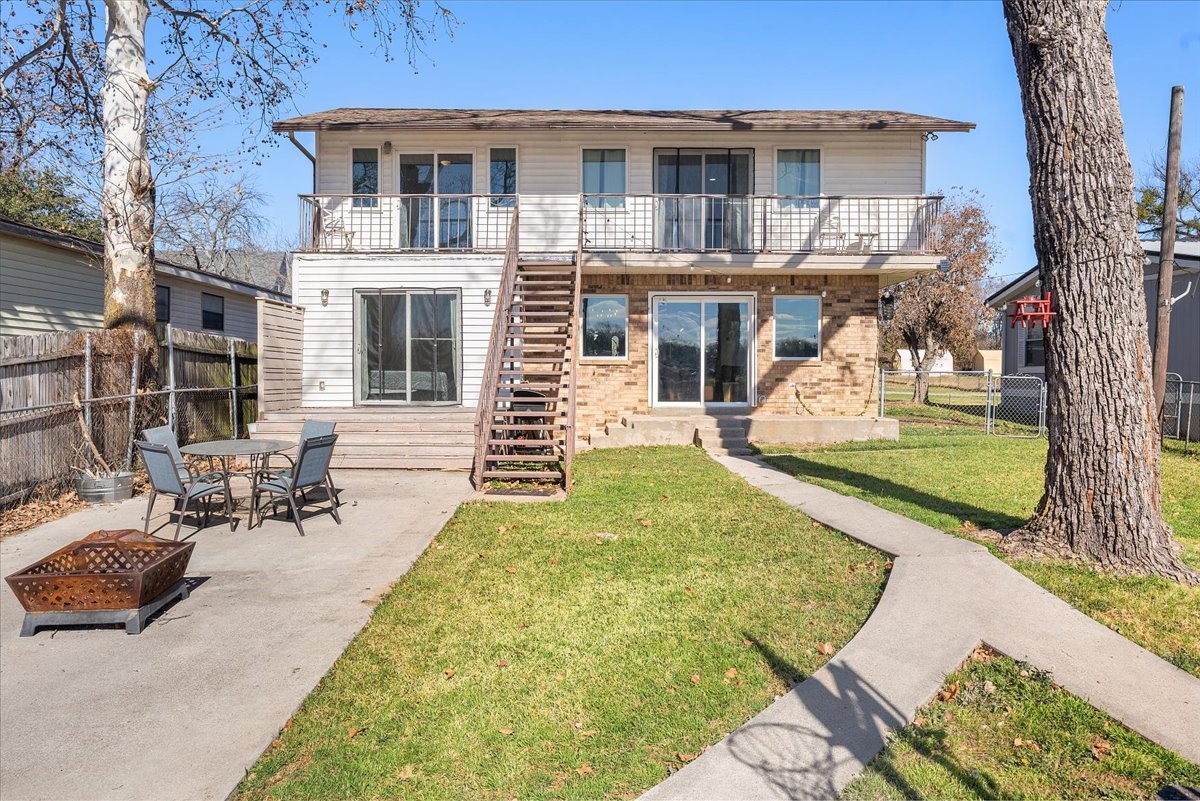 6837 Briar Road Azle TX 76020
