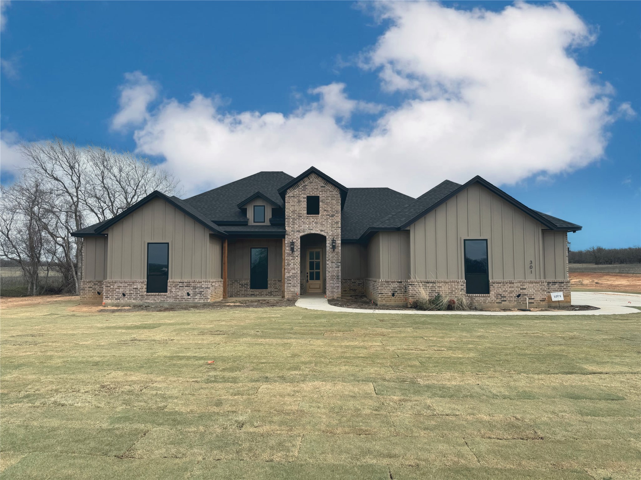 301 Our Lane Weatherford TX 76088