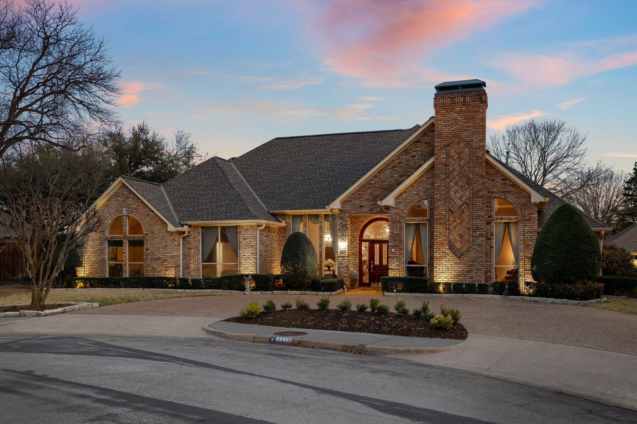 7116 Mumford Court Dallas TX 75252