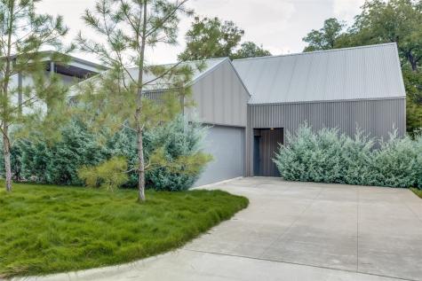 826 Kessler Woods Trail Dallas TX 75208