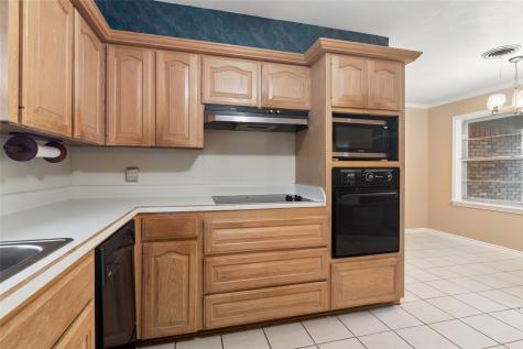 1626 Post Oak Drive Irving TX 75061