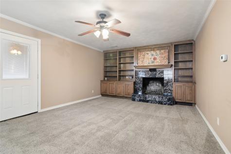 1626 Post Oak Drive Irving TX 75061