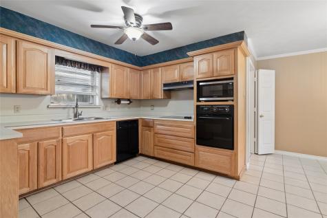 1626 Post Oak Drive Irving TX 75061