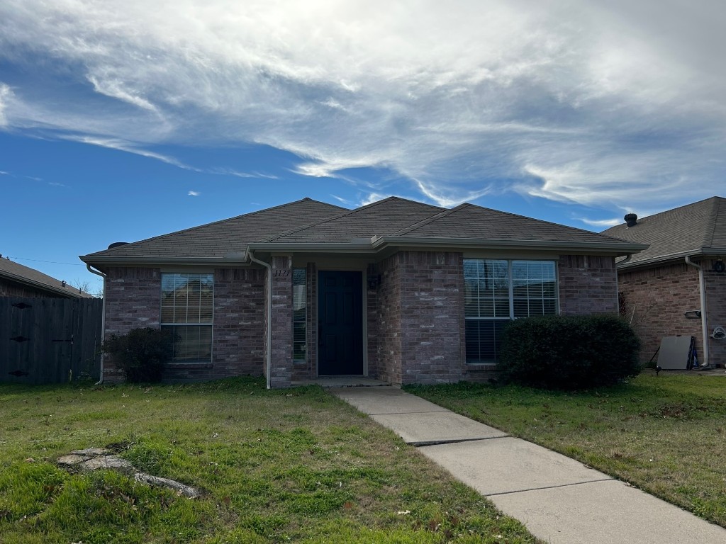 1171 Meadows Drive Grand Prairie TX 75052
