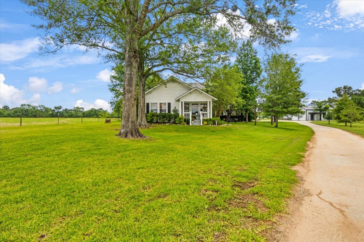 20272 County Road 4126 Lindale TX 75771