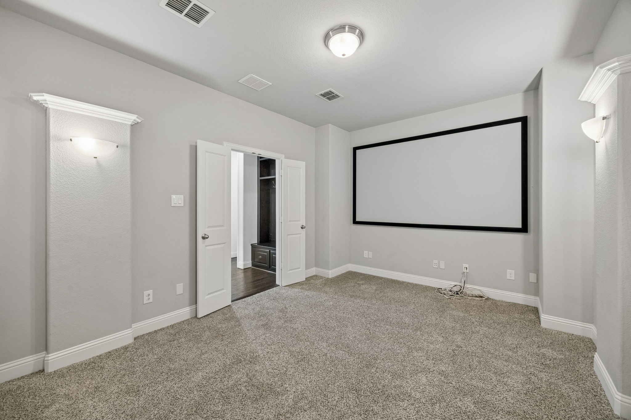 404 Warwick Boulevard Lewisville TX 75056