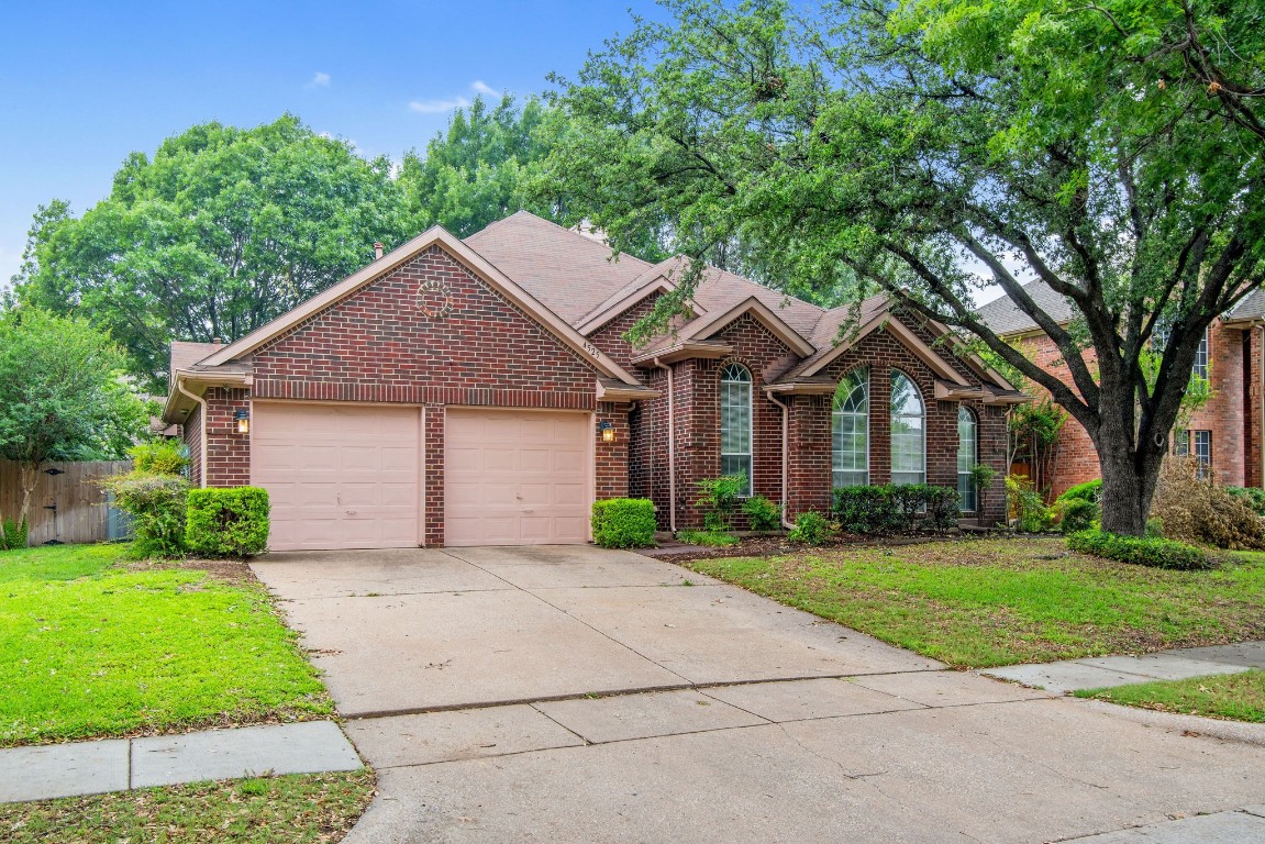 4525 Forsyth Lane Grand Prairie TX 75052