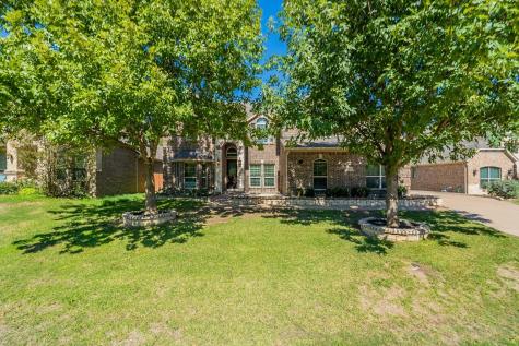 951 Silver Creek Drive Desoto TX 75115
