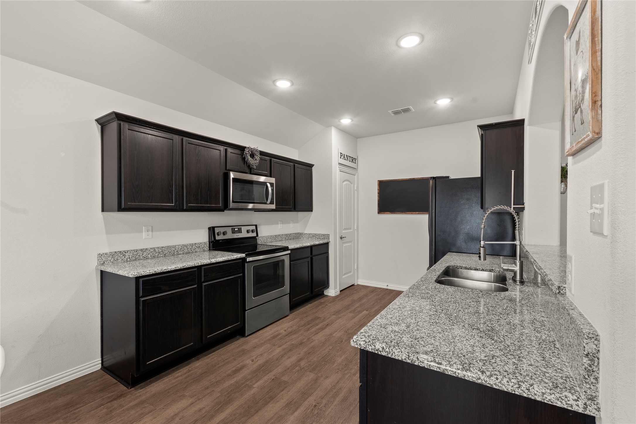 115 Oak Springs Loop Mabank TX 75147