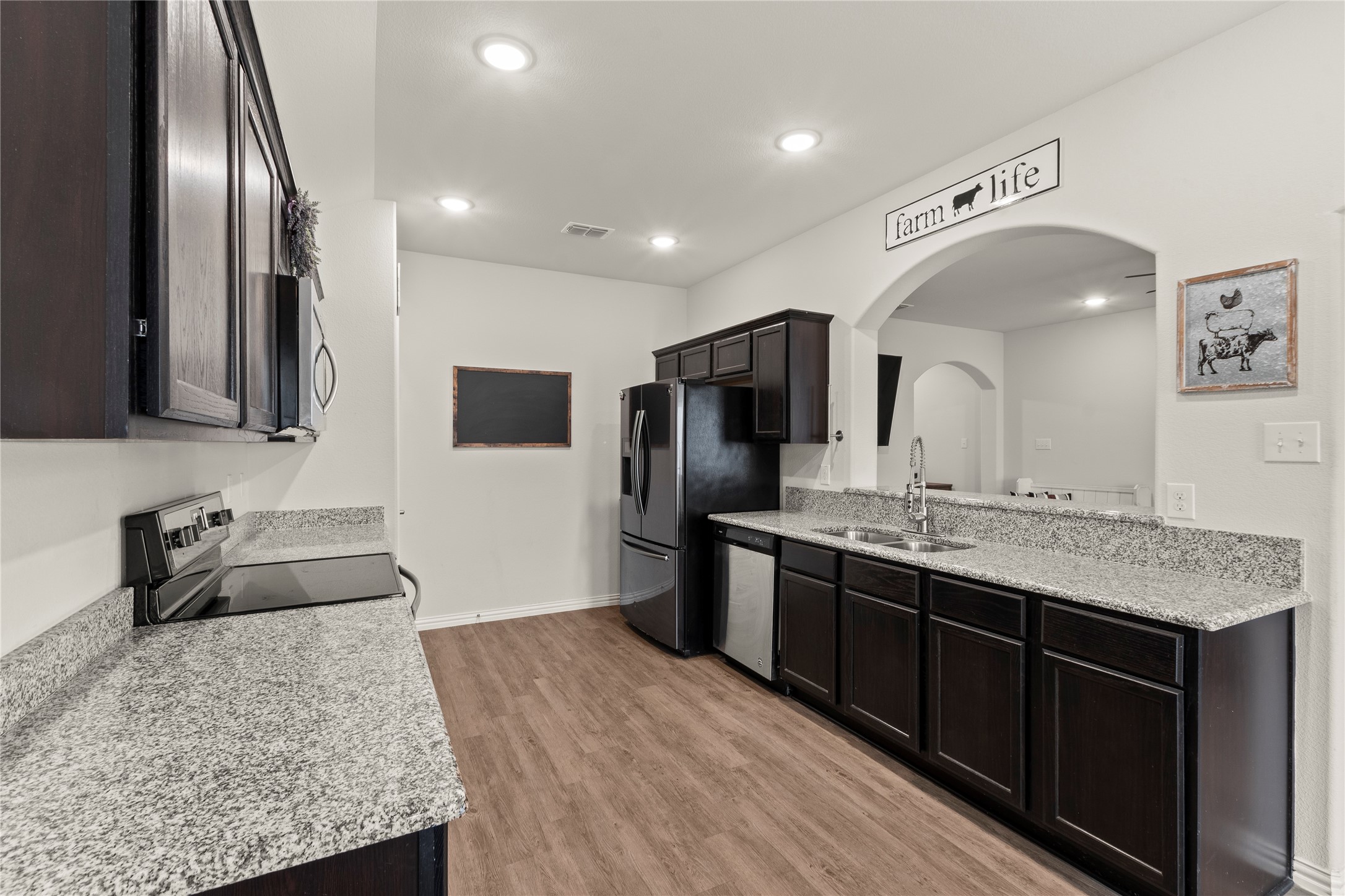 115 Oak Springs Loop Mabank TX 75147