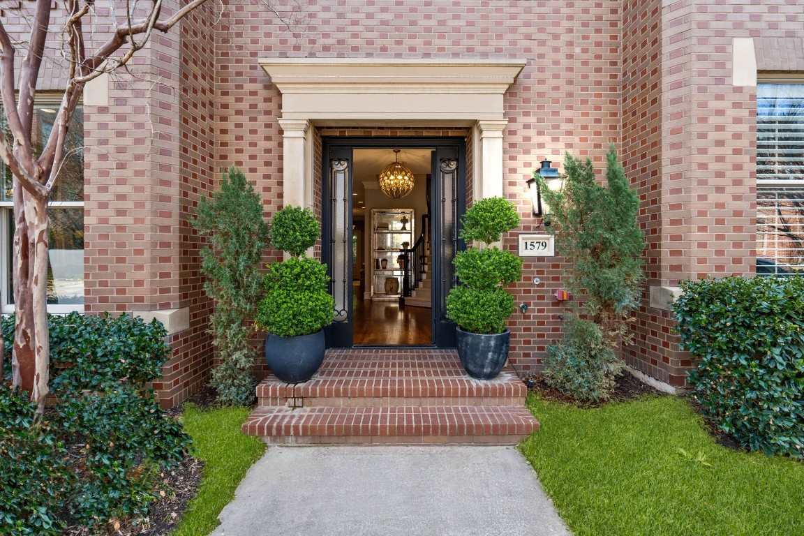1579 Main Street Southlake TX 76092