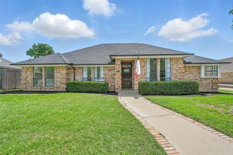 4003 Tuscany Lane Arlington TX 76016