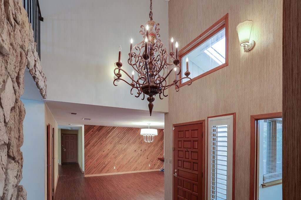 1405 Blackhill Court Arlington TX 76012