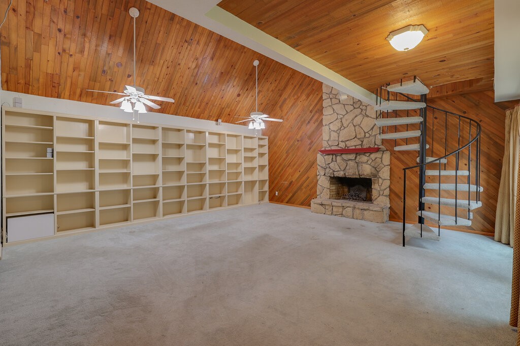 1405 Blackhill Court Arlington TX 76012