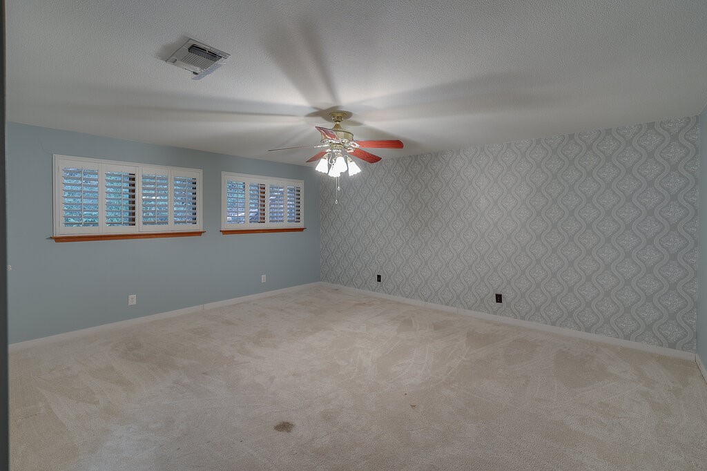 1405 Blackhill Court Arlington TX 76012