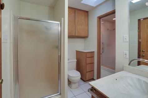 1405 Blackhill Court Arlington TX 76012