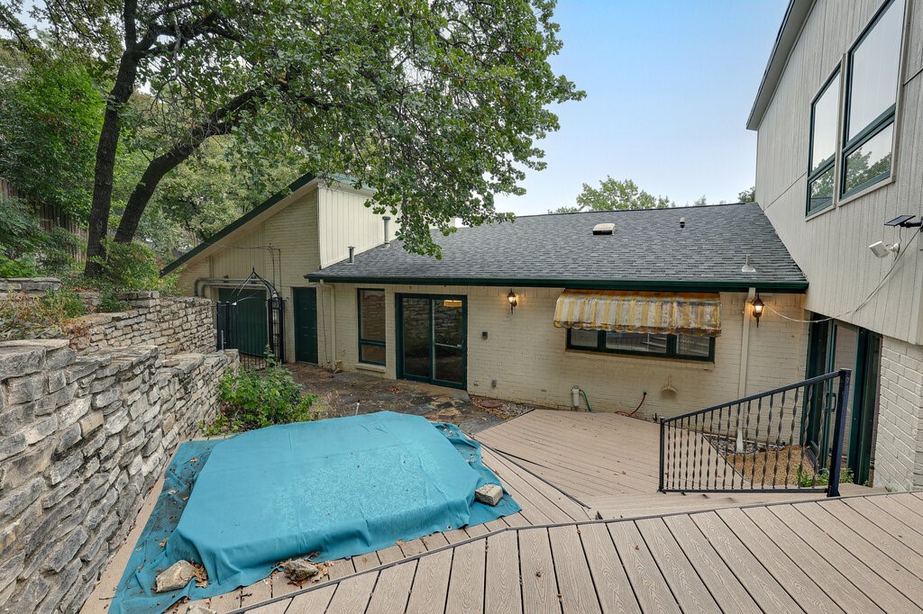 1405 Blackhill Court Arlington TX 76012