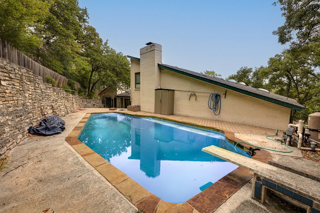 1405 Blackhill Court Arlington TX 76012
