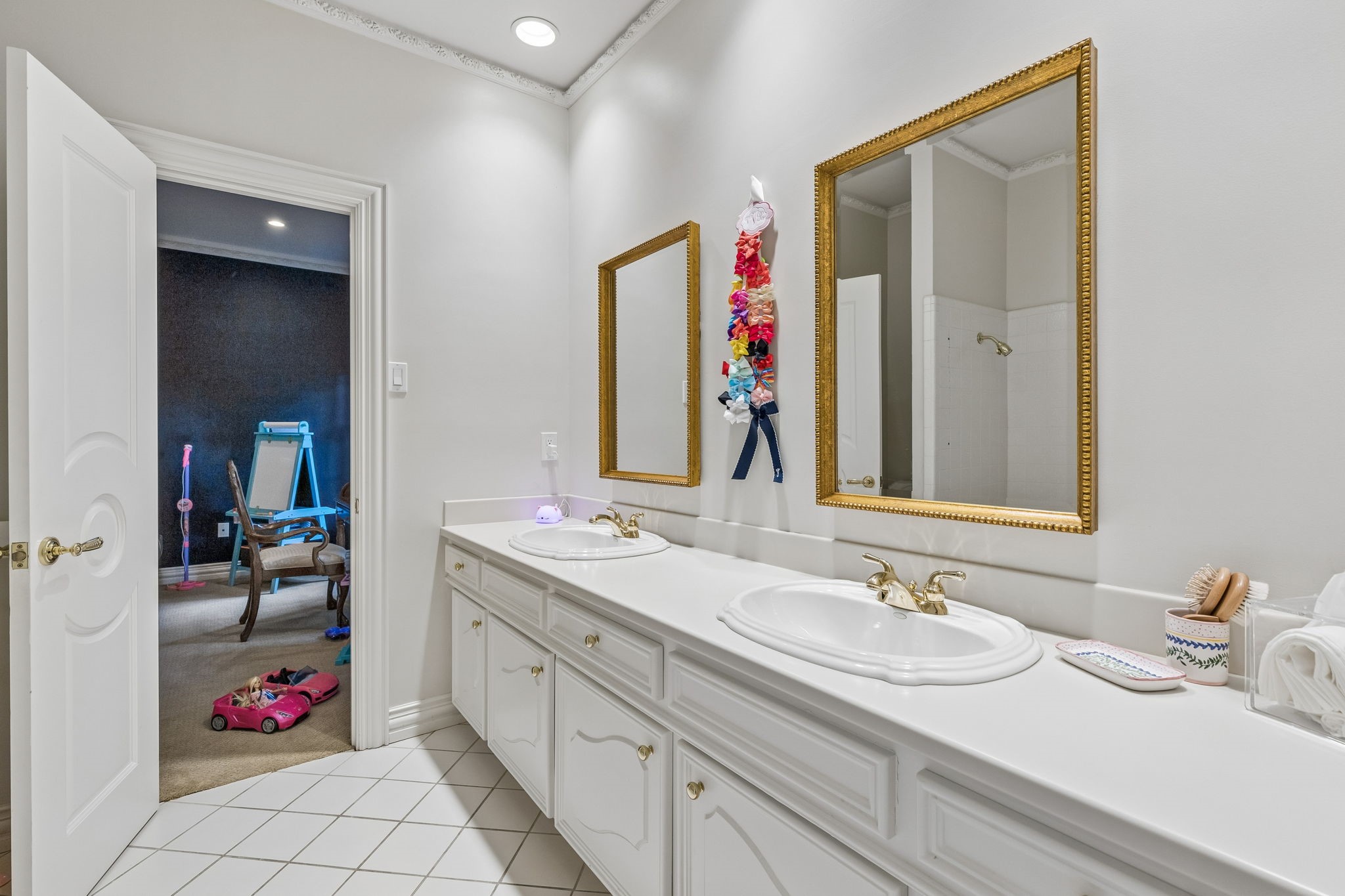 6515 Calais Drive Dallas TX 75254