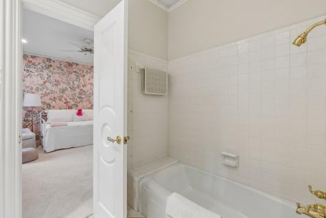 6515 Calais Drive Dallas TX 75254