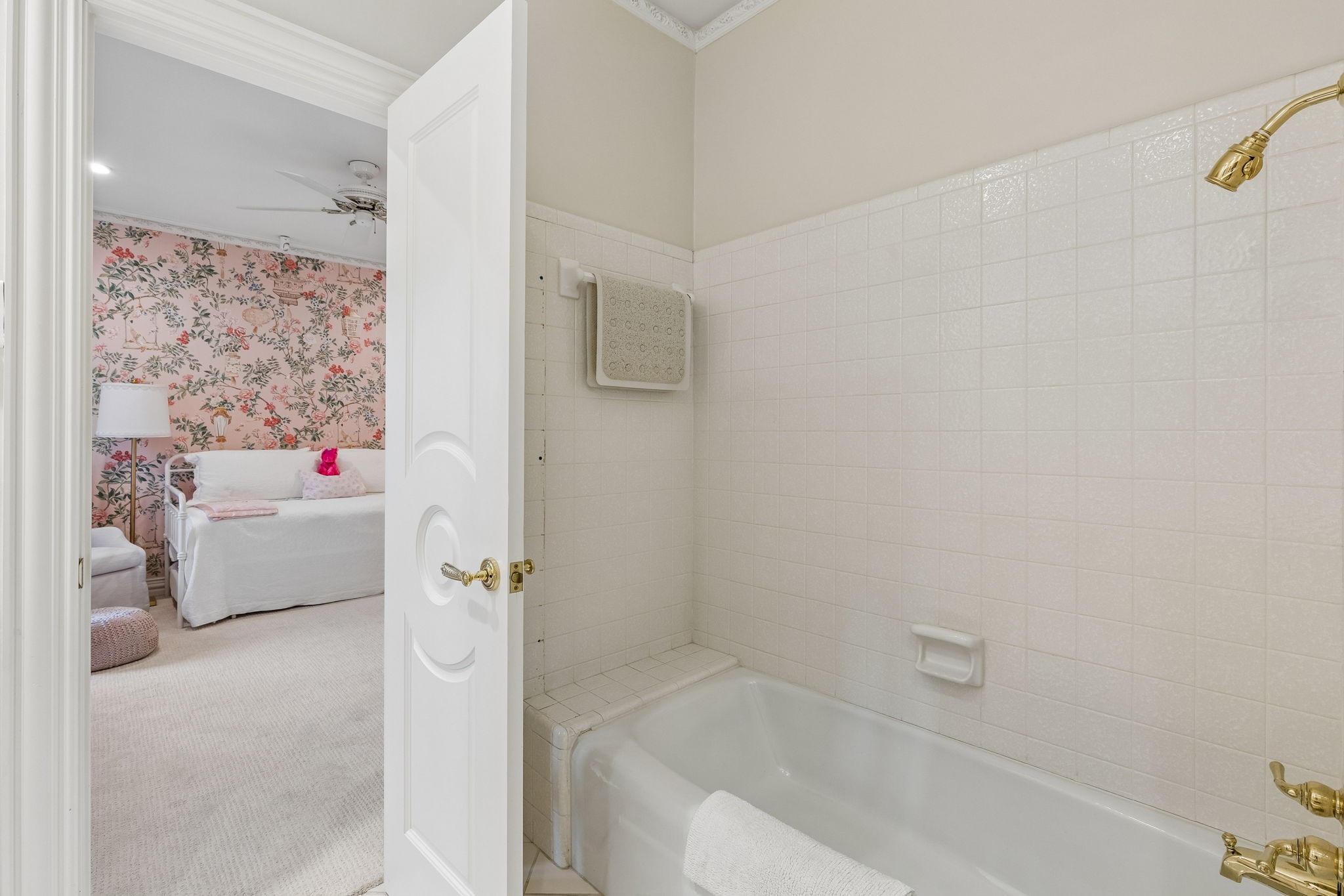6515 Calais Drive Dallas TX 75254