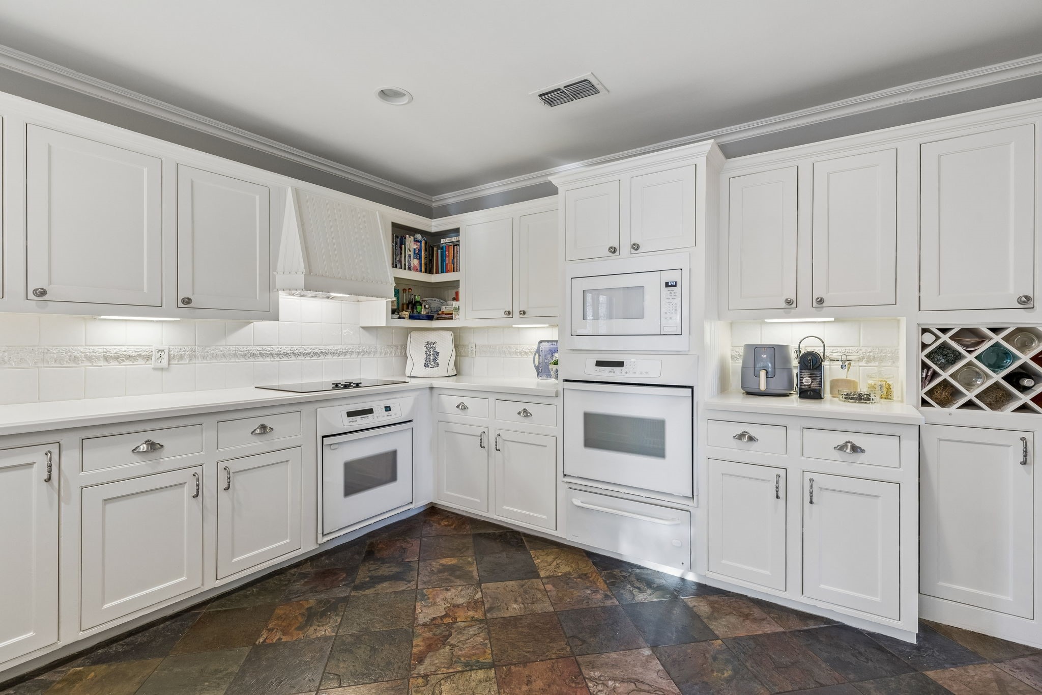 6515 Calais Drive Dallas TX 75254