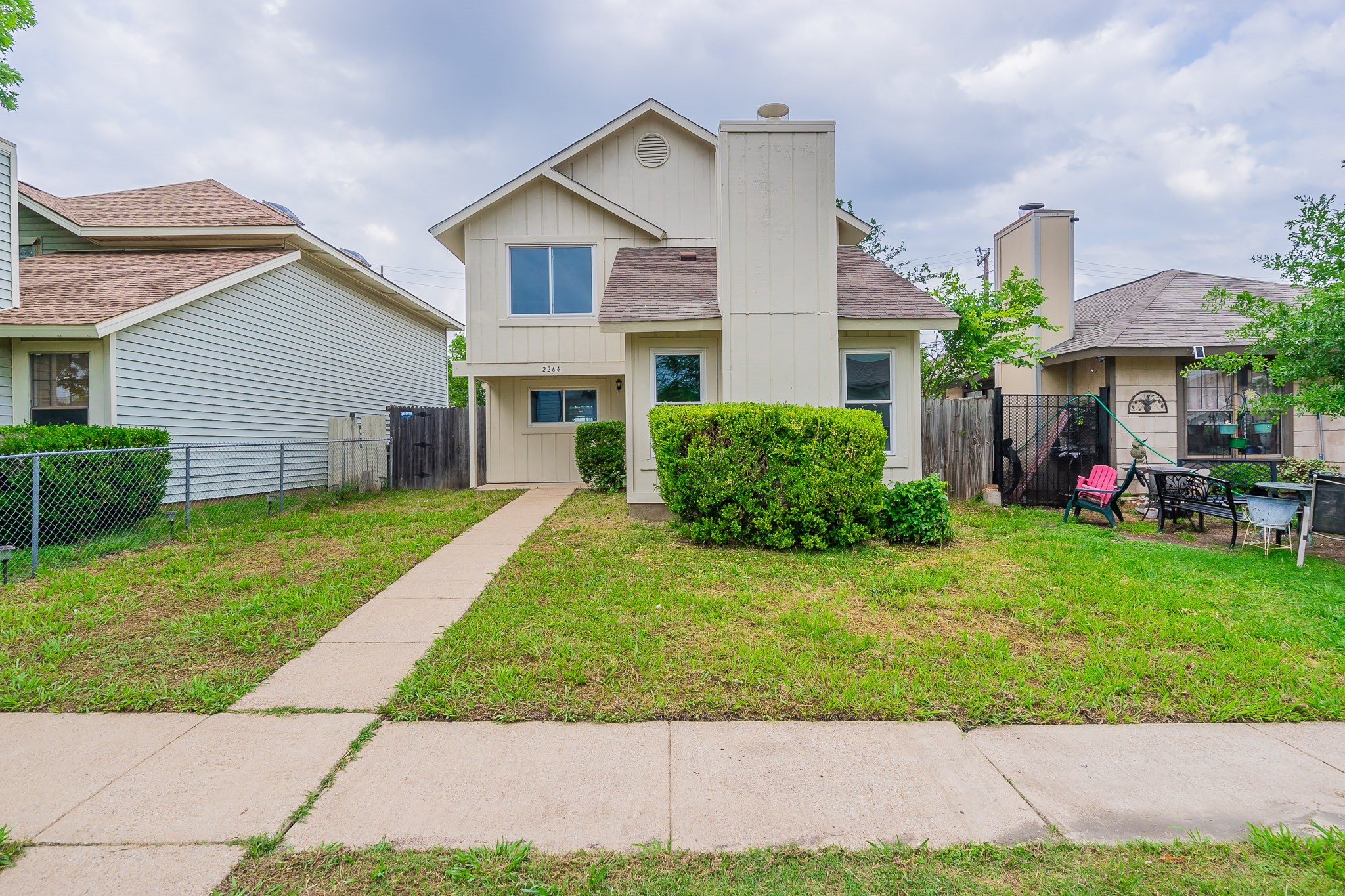 2264 Nantucket Village Drive Dallas TX 75227