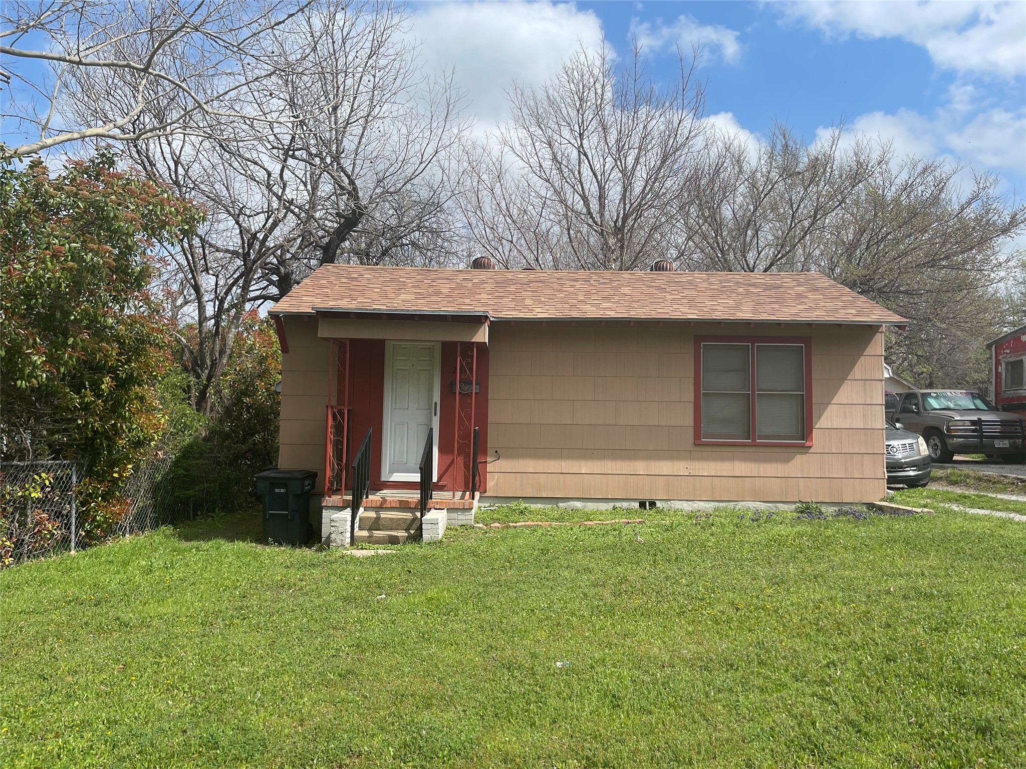2518 Market Avenue Fort Worth TX 76164