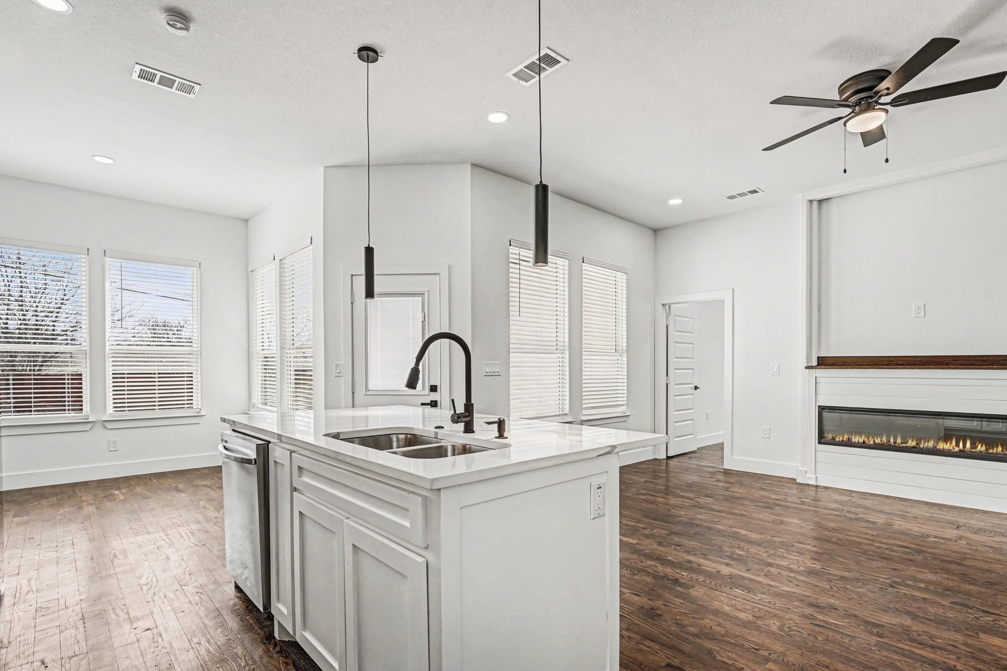 712 Willowbrook Drive Mesquite TX 75149