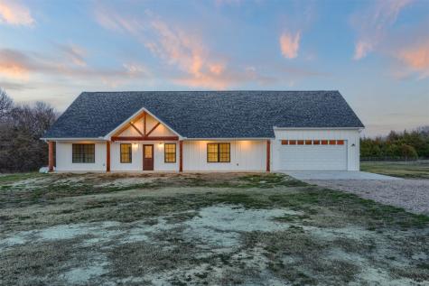 3925 County Road 1088 Celeste TX 75423