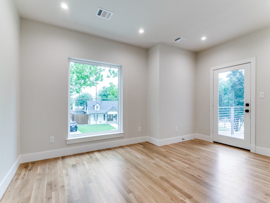3911 Hawick Lane Dallas TX 75220