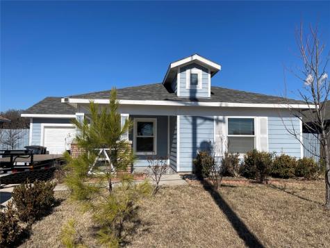 5305 Greenlee Street Fort Worth TX 76112