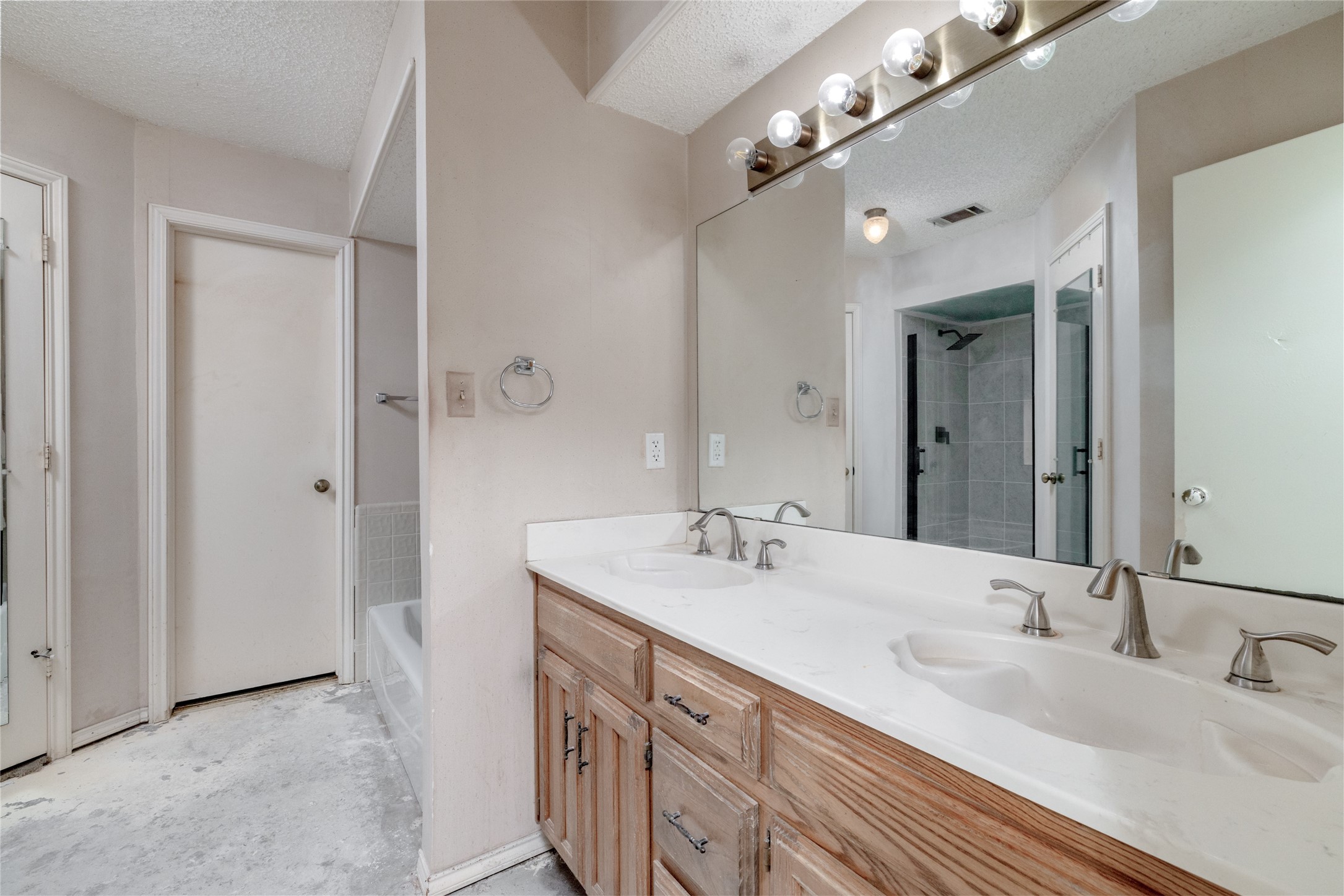 193 Simmons Drive Coppell TX 75019
