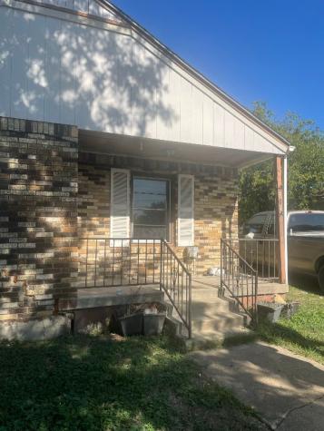104 S 6th Street Godley TX 76044