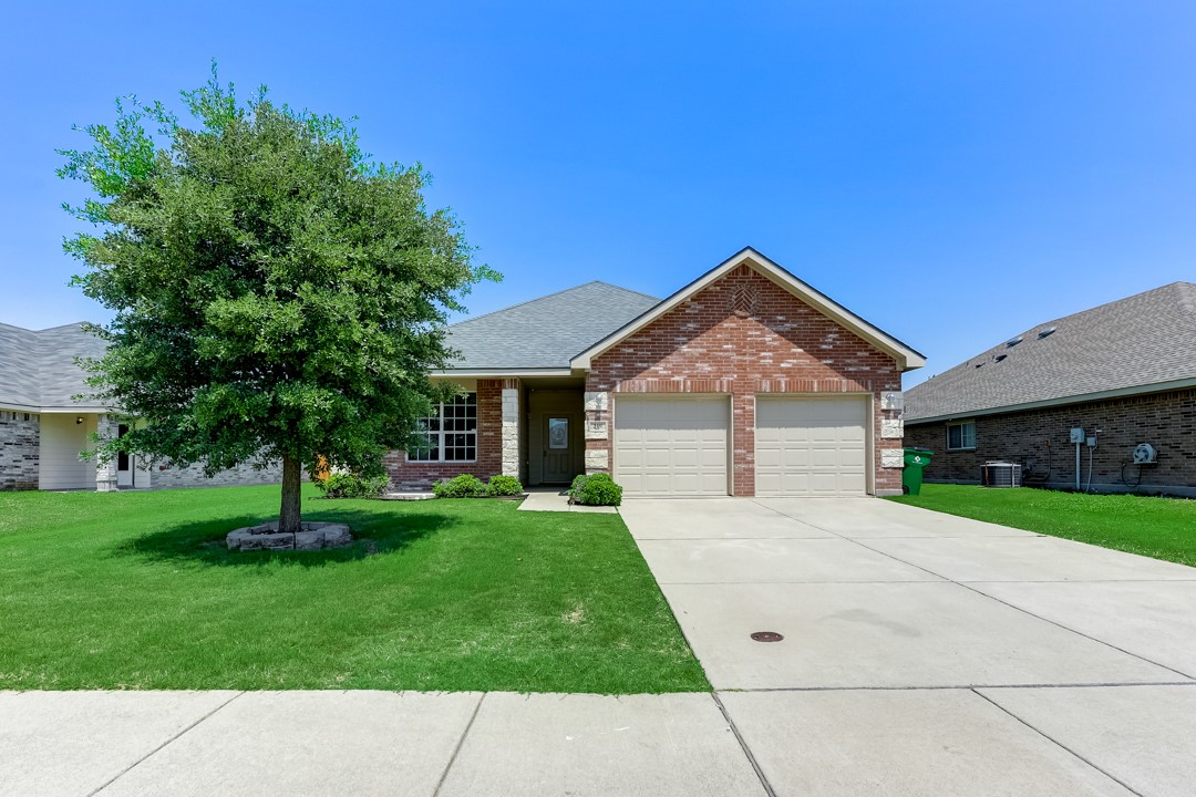 219 Colt Drive Waxahachie TX 75165