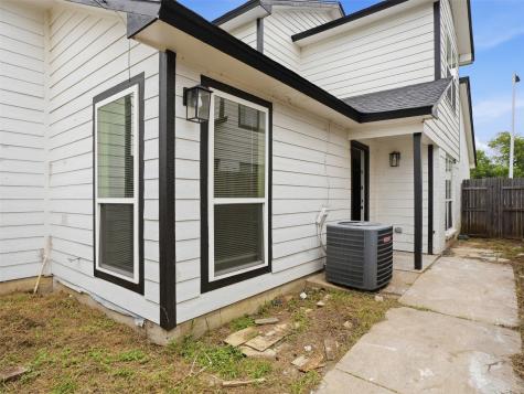 2320 Sherry Street Arlington TX 76014
